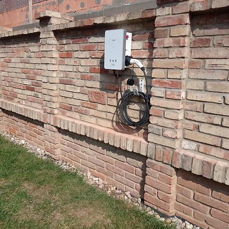 Penzion Mikulecký Kutloch Mikulčice Exterior foto