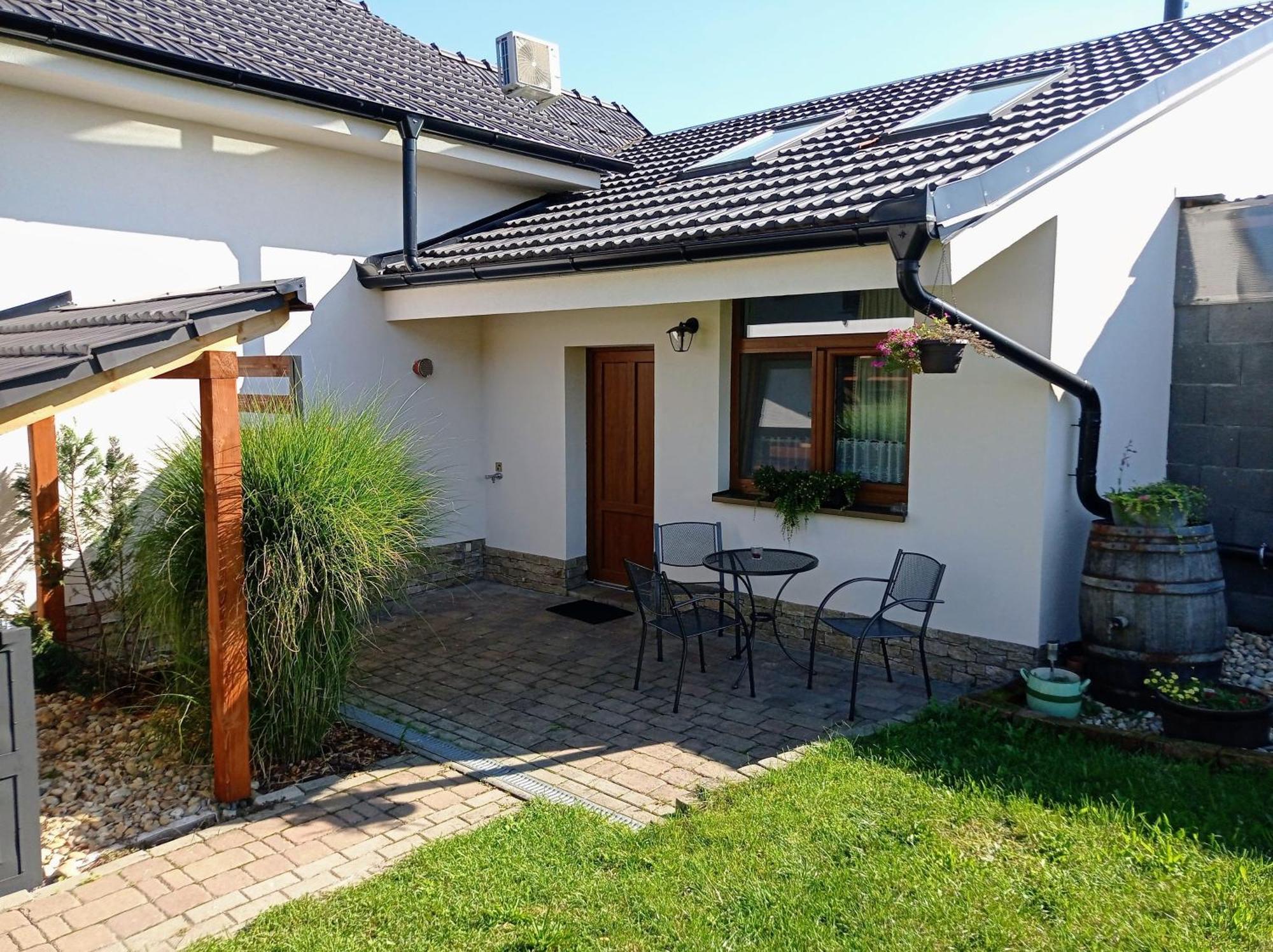 Penzion Mikulecký Kutloch Mikulčice Exterior foto